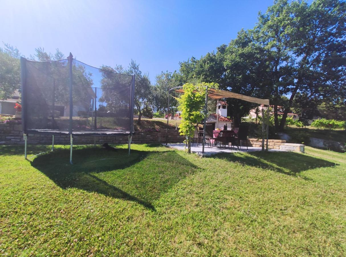 Apartment Mita Grožnjan Екстериор снимка